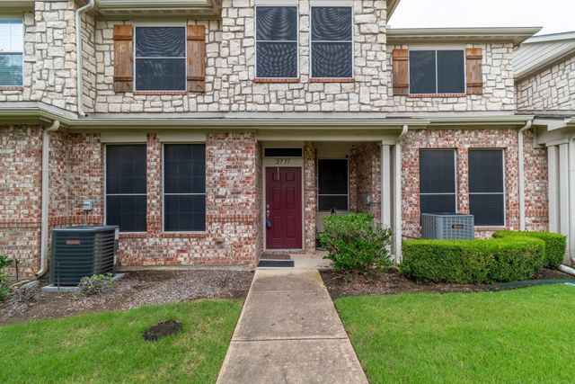 2731 Olympic Park Drive, Grand Prairie, TX 75050