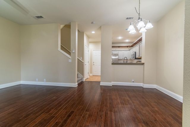 2731 Olympic Park Drive, Grand Prairie, TX 75050