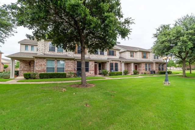 2731 Olympic Park Drive, Grand Prairie, TX 75050