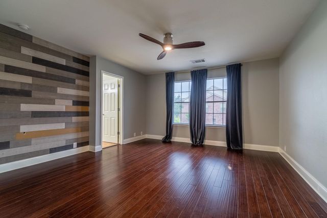 2731 Olympic Park Drive, Grand Prairie, TX 75050