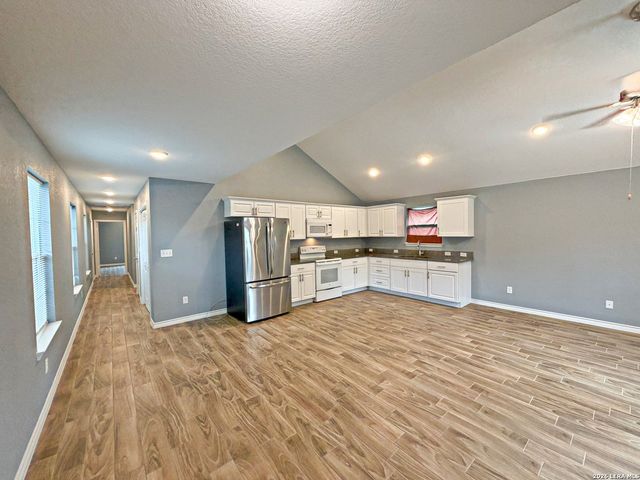 131 Arizona, San Antonio, TX 78207