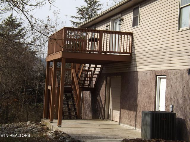 140 LANCASTER St, Harrogate, TN 37752