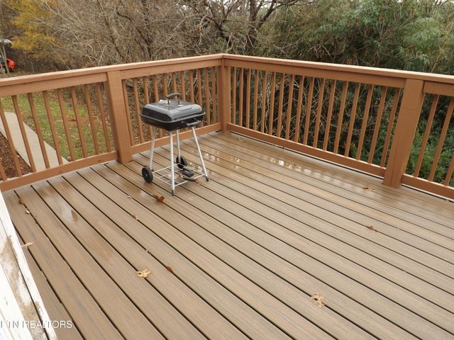 140 LANCASTER St, Harrogate, TN 37752