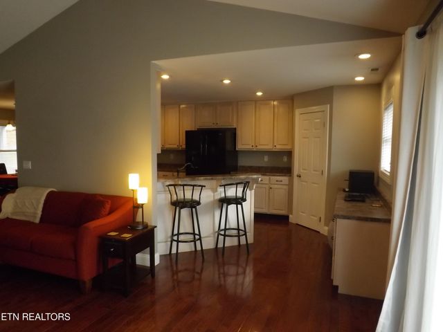 140 LANCASTER St, Harrogate, TN 37752