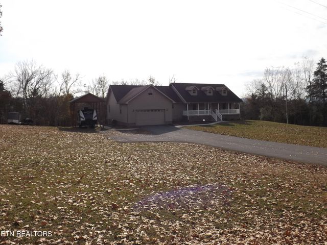 140 LANCASTER St, Harrogate, TN 37752