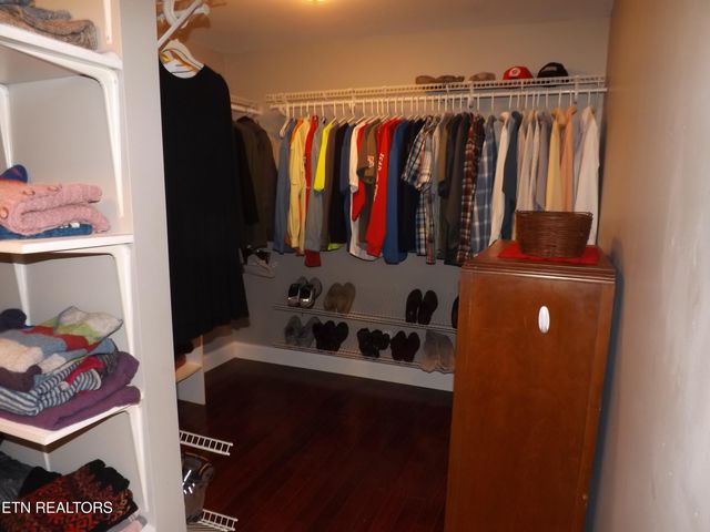 140 LANCASTER St, Harrogate, TN 37752