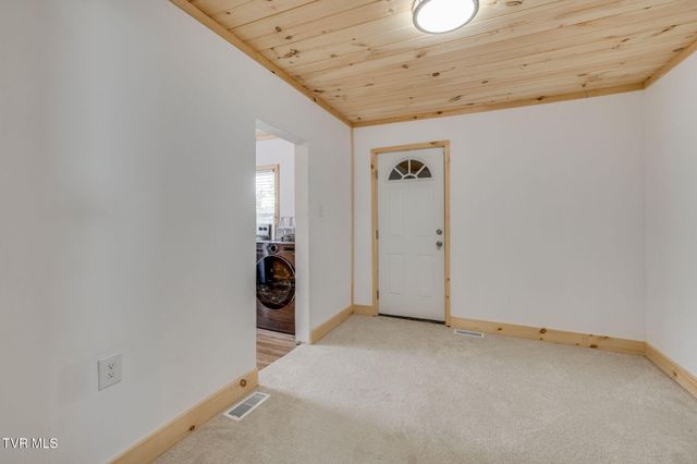 2405 Westmoreland Avenue, Kingsport, TN 37664