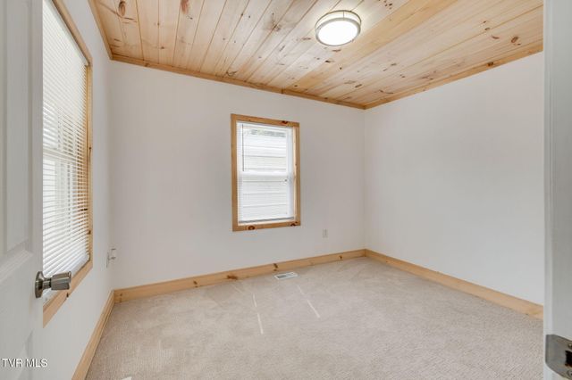 2405 Westmoreland Avenue, Kingsport, TN 37664