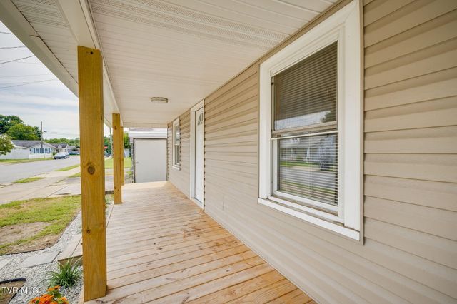 2405 Westmoreland Avenue, Kingsport, TN 37664