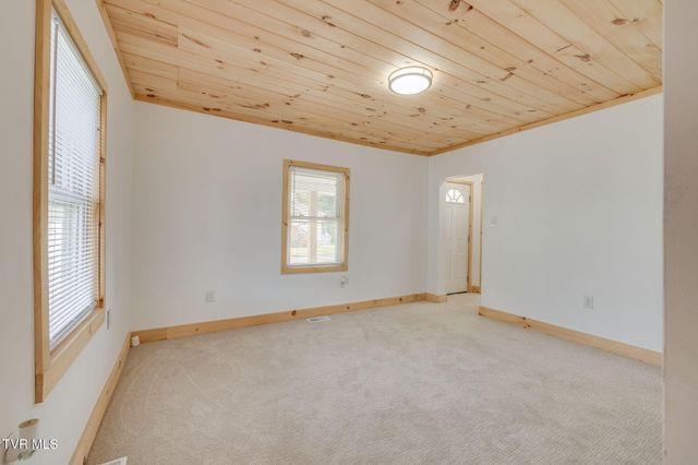 2405 Westmoreland Avenue, Kingsport, TN 37664