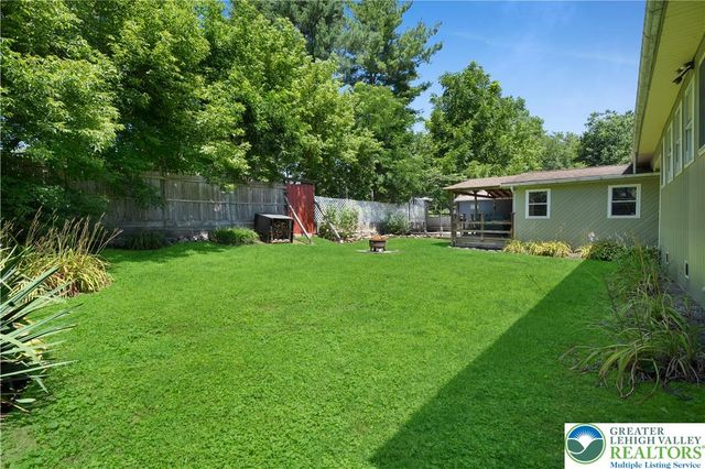 95 Young Street, Williams Twp, PA 18042