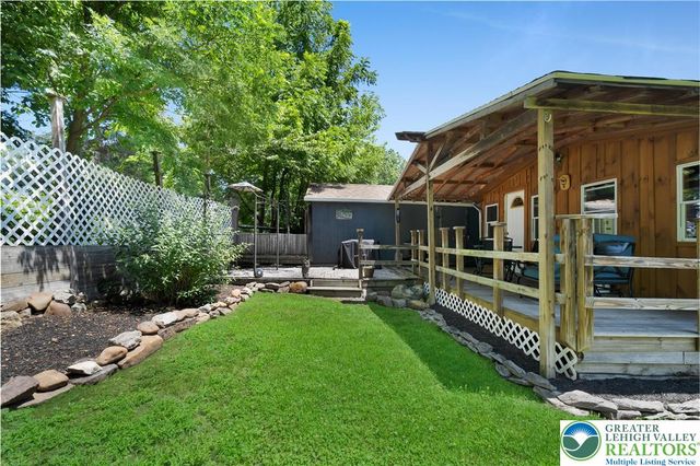 95 Young Street, Williams Twp, PA 18042