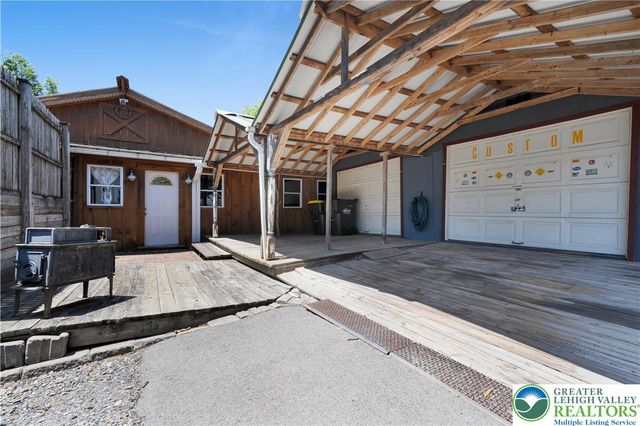 95 Young Street, Williams Twp, PA 18042