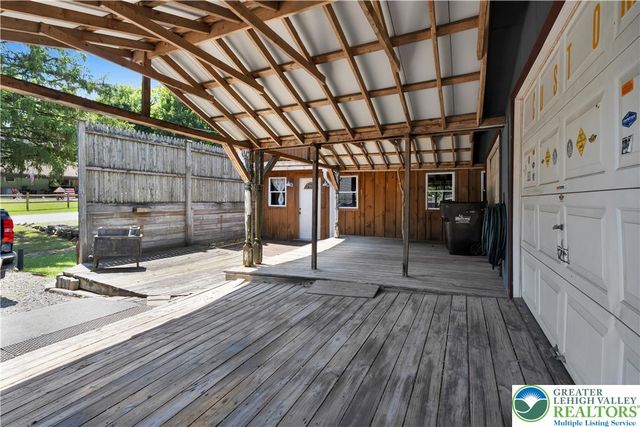 95 Young Street, Williams Twp, PA 18042