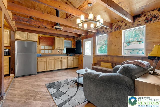 95 Young Street, Williams Twp, PA 18042