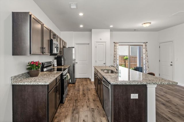 1056 Berry Patch Circle, Summerville, SC 29485