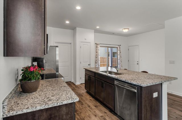 1056 Berry Patch Circle, Summerville, SC 29485