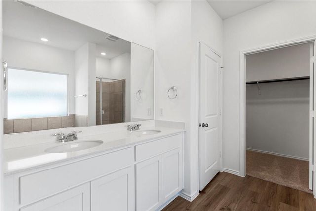 290 Jeffers, Kyle, TX 78640