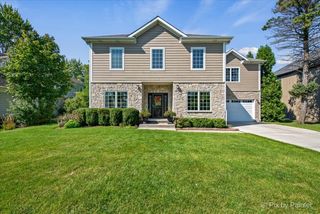 1696 Highland Avenue, Northbrook, IL 60062
