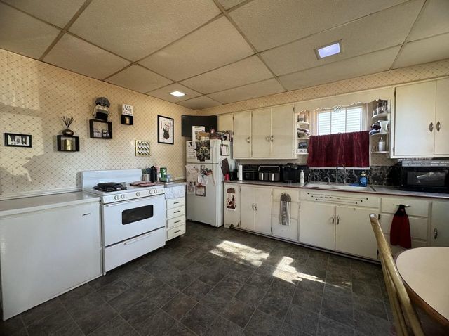 406 E FRONT STREET, Wittenberg, WI 54499