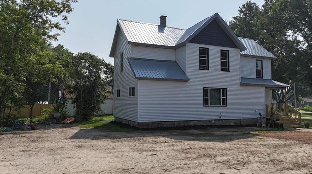 406 E FRONT STREET, Wittenberg, WI 54499