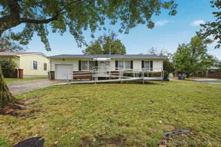 1905 W 49th Street, Tulsa, OK 74107