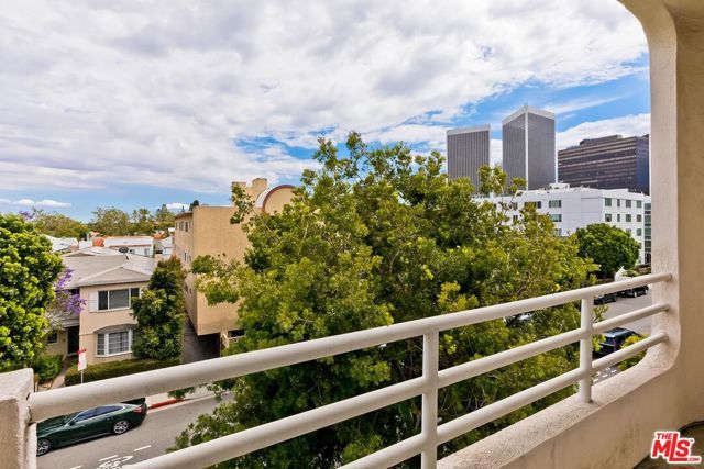 9921 Durant Drive 2, Beverly Hills, CA 90212