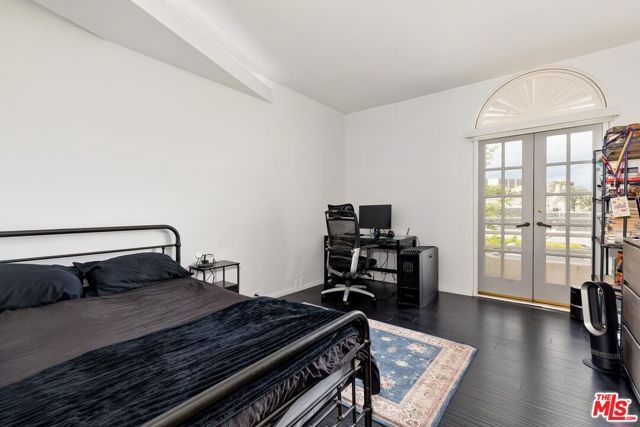 9921 Durant Drive 2, Beverly Hills, CA 90212