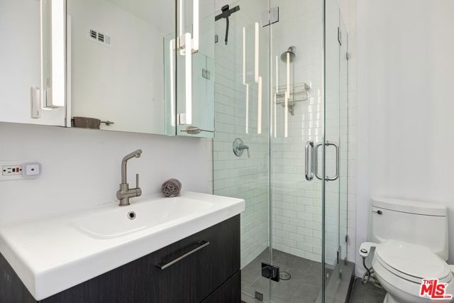 9921 Durant Drive 2, Beverly Hills, CA 90212
