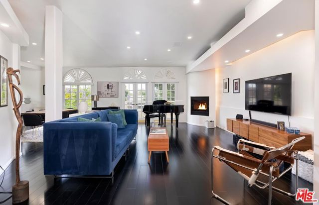 9921 Durant Drive 2, Beverly Hills, CA 90212