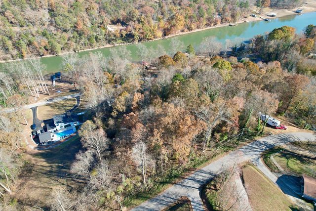 59-60 Lakeview Circle, Dayton, TN 37321