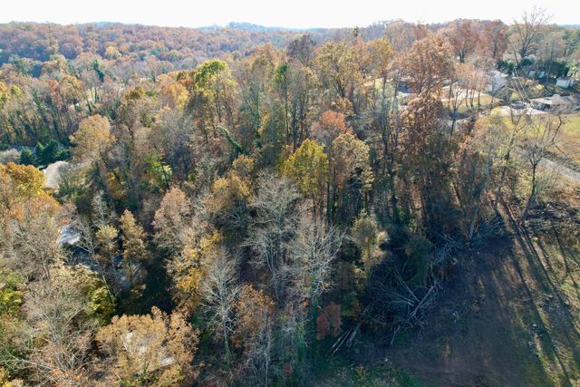 59-60 Lakeview Circle, Dayton, TN 37321