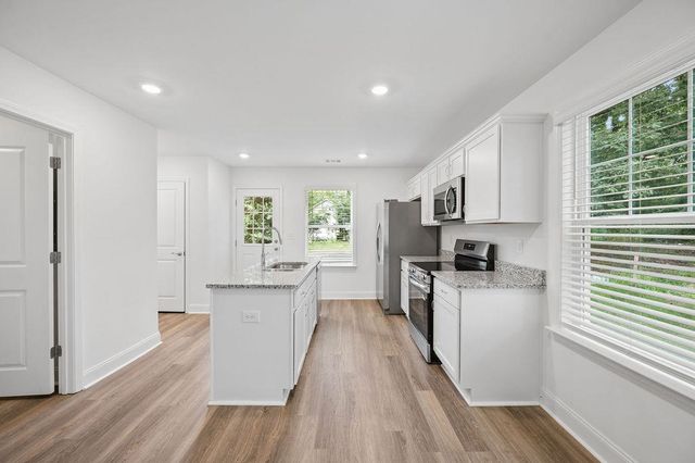 668 Saxon Avenue, Spartanburg, SC 29301
