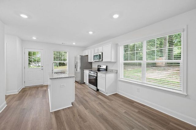 668 Saxon Avenue, Spartanburg, SC 29301