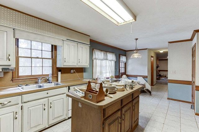 2302 Smokehouse Path, Lawrenceville, GA 30044