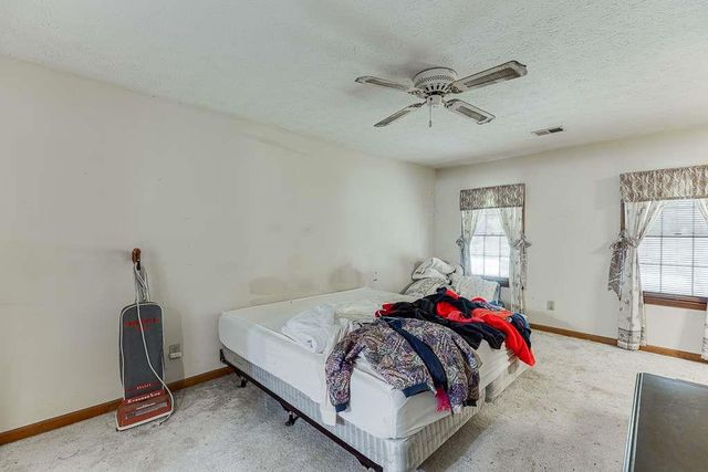 2302 Smokehouse Path, Lawrenceville, GA 30044