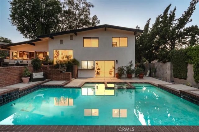 3960 Ellenita, Tarzana, CA 91356