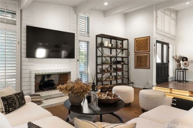 3960 Ellenita, Tarzana, CA 91356