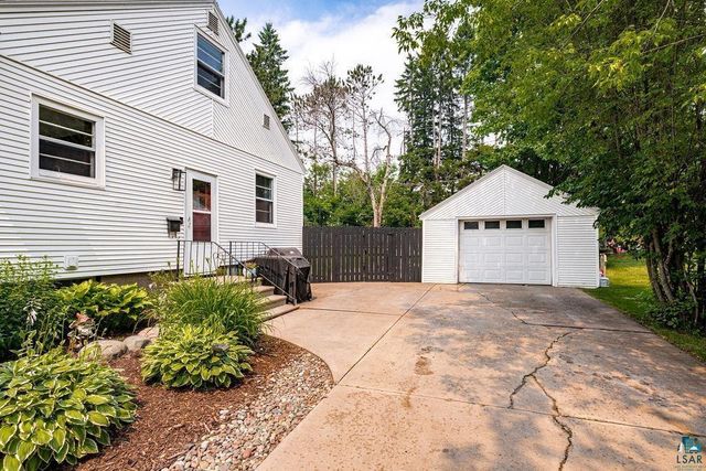 19 E Buffalo Street, Duluth, MN 55811