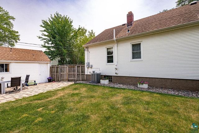 19 E Buffalo Street, Duluth, MN 55811