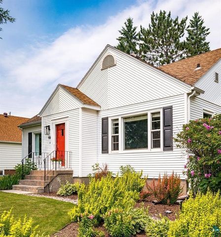 19 E Buffalo Street, Duluth, MN 55811
