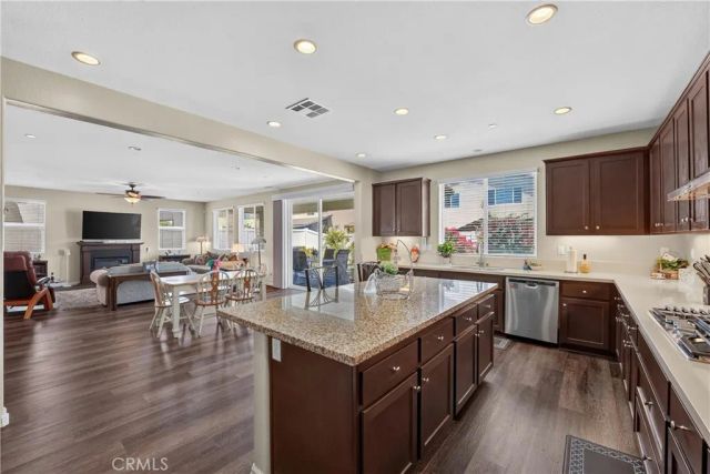 4914 Horse Chestnut, Jurupa Valley, CA 91752
