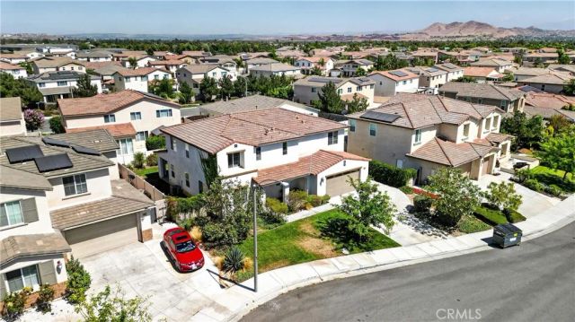 4914 Horse Chestnut, Jurupa Valley, CA 91752