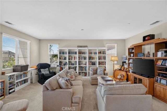 4914 Horse Chestnut, Jurupa Valley, CA 91752