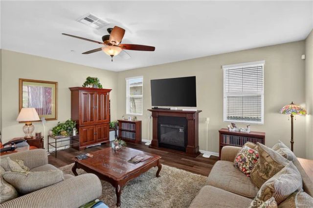4914 Horse Chestnut, Jurupa Valley, CA 91752