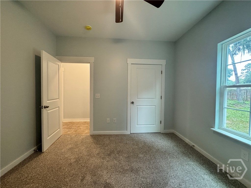 Image 9 of property listing at 2418 Riviera Drive, Savannah, GA 31406