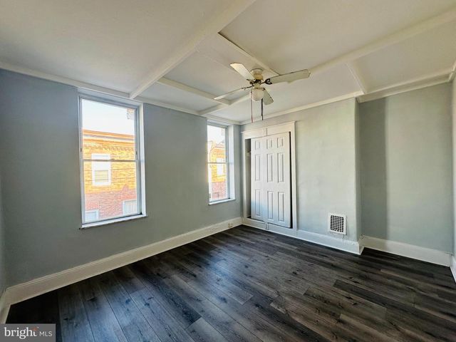 2418 S FRANKLIN ST, Philadelphia, PA 19148