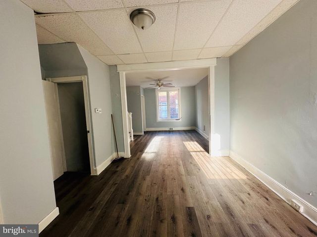 2418 S FRANKLIN ST, Philadelphia, PA 19148