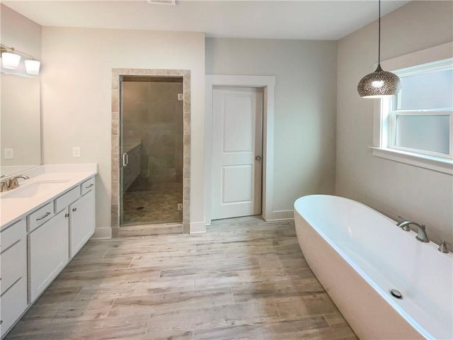 1103 Heatherland NE Drive, Marietta, GA 30066