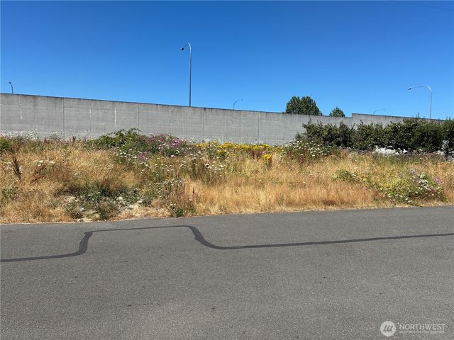 4412 S Hosmer Street, Tacoma, WA 98418